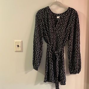 Motherhood Maternity size L blouse